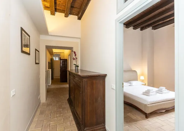 Historical - Arco Dei Banchi Apartament *